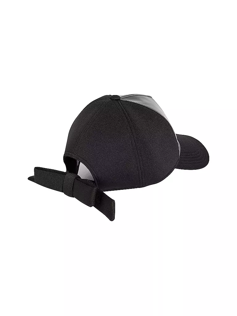 ADIDAS ORIGINALS | Nom du produit: Kappe
Marque: ADIDAS ORIGINALS
Couleur: noir
Catégories: Mode,Femmes

Matériel: Softshell,Polyester / Polyamide
Style: ,Young Fashion
Détails: Masche | Noir