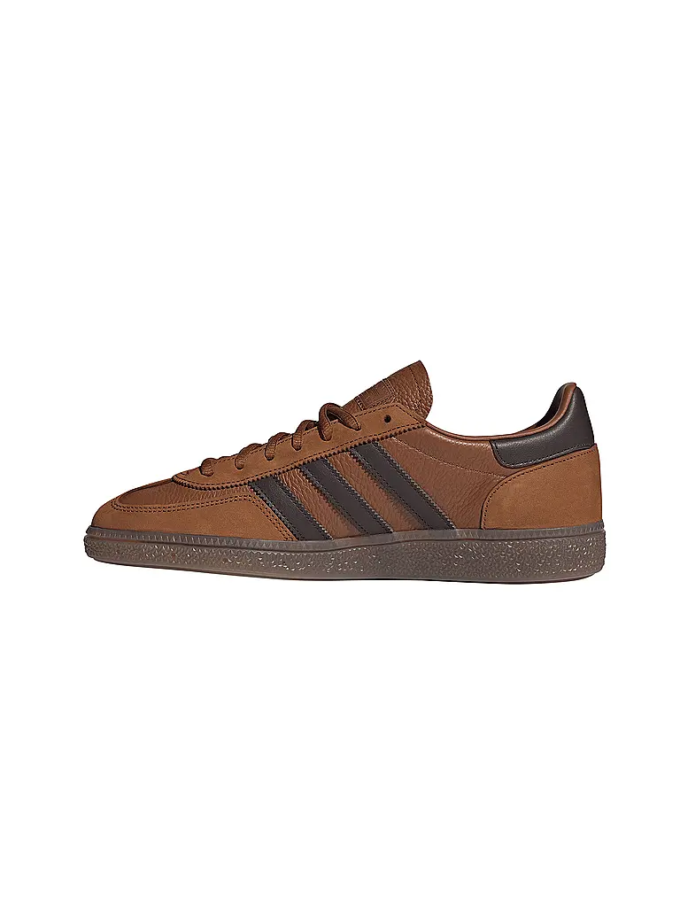 ADIDAS ORIGINALS | Sneaker HANDBALL SPEZIAL

Produktname: Sneaker HANDBALL SPEZIAL
Marke: ADIDAS ORIGINALS
Farbe: braun
Kategorien: Mode,Herren

Material: Leder
Musterung: Logo
Absatzhöhe: Flacher Absatz | Marron