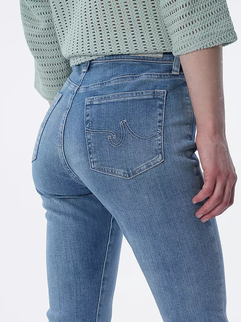 AG | Jeans coupe droite MARI | 