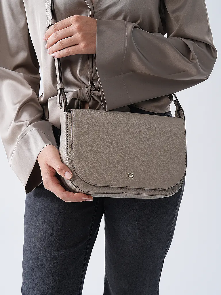 AIGNER | Sac en cuir - Sac bandoulière PURA Medium | beige
