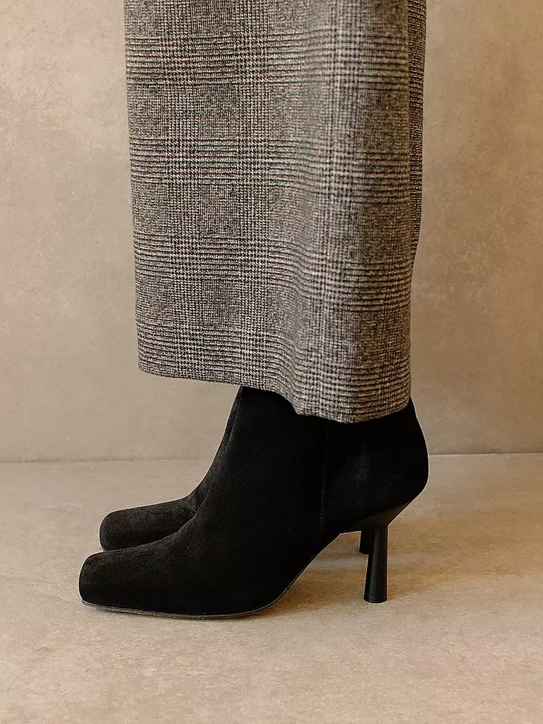 ALOHAS | Stiefelette Frappe | Noir