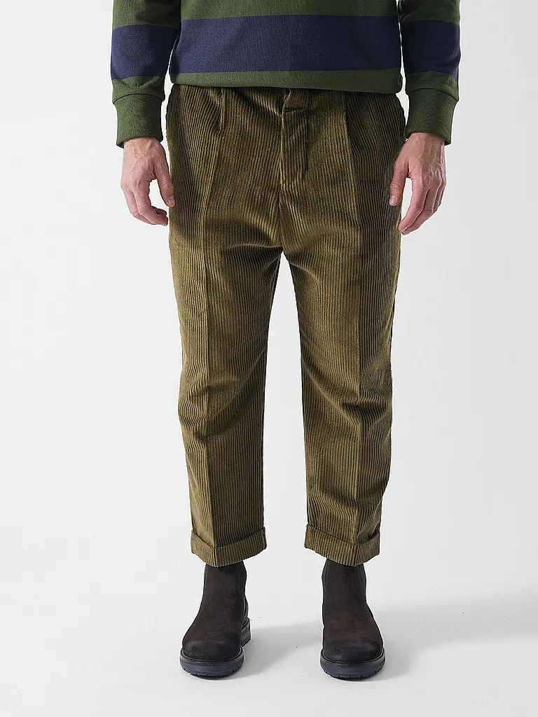 AMI PARIS | Chino Coupe Carotte | 