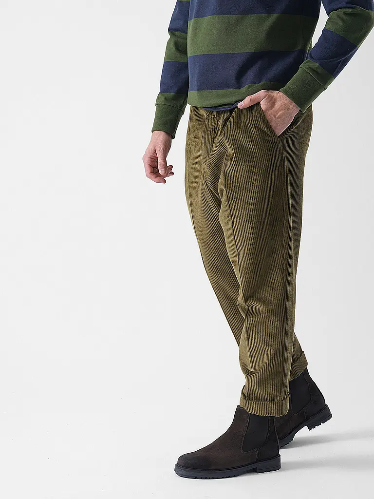 AMI PARIS | Chino Coupe Carotte | 