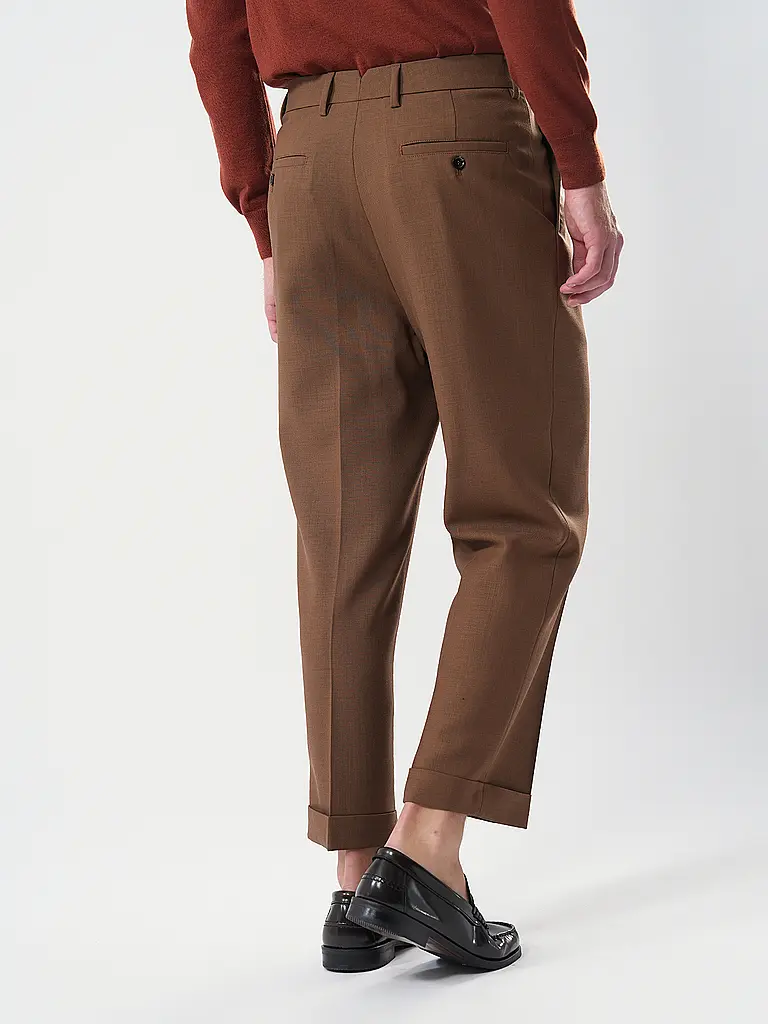 AMI PARIS | Chino Coupe Carotte |