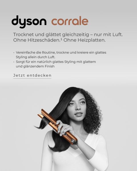Une femme aux cheveux longs utilise un lisseur Dyson Corrale. Le texte met en avant les avantages du produit et souligne le séchage et le lissage à l'air, sans dommages causés par la chaleur.
