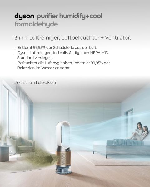 Publicité pour un purificateur d'air Dyson avec une description de la fonction en allemand. L'accent est mis sur les fonctions : purification de l'air, humidification et ventilation. L'image montre l'appareil dans une pièce moderne et lumineuse avec un couple détendu en arrière-plan.