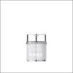 Ein silberner und weißer Behälter mit La Prairie White Caviar Crème Extraordinaire ist auf einem schlichten weißen Hintergrund zentriert. Der Behälter hat einen metallischen Deckel mit einem dekorativen Band und elegantem Markentext.