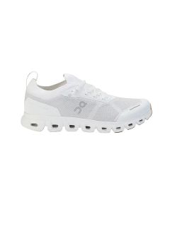Chaussure de course blanche et sportive avec dessus en mesh, lacets et semelle distinctive et rembourrée avec plusieurs segments carrés.