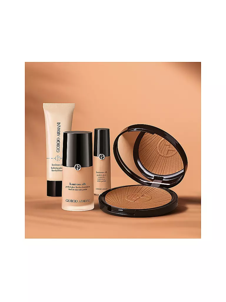 ARMANI COSMETICS | Luminous Silk Bronzer (100 Sunkissed Sand) | 