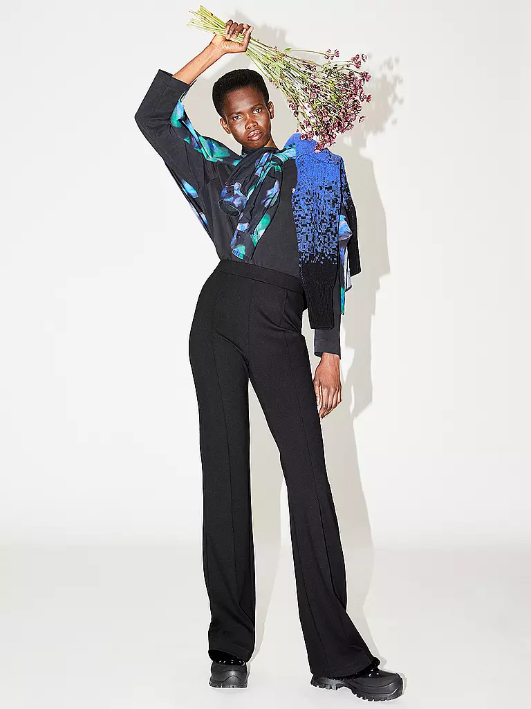 ARMEDANGELS | Hose Flared Fit LEYLAARI | Noir
