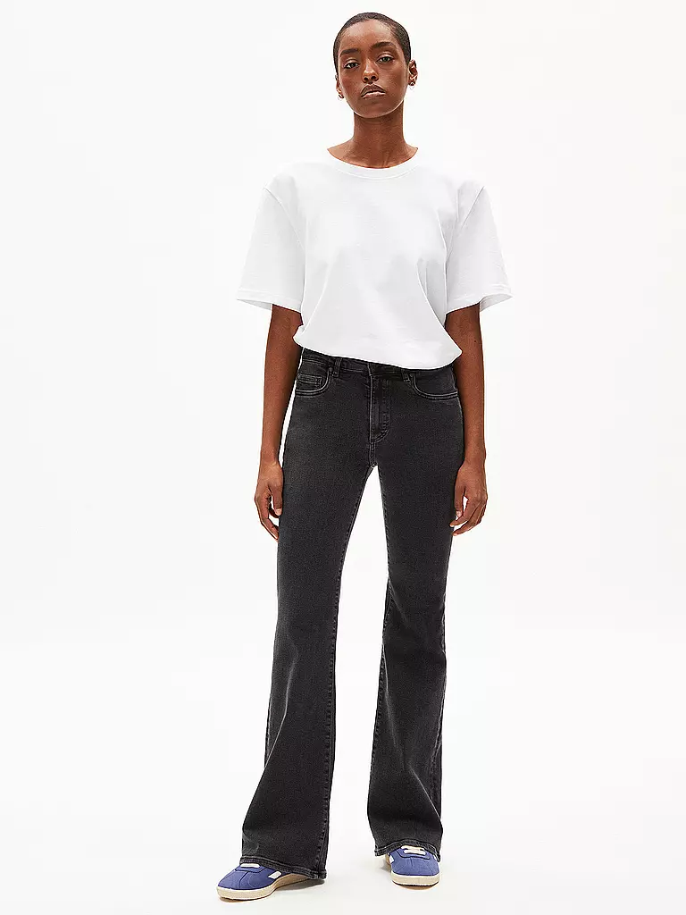 ARMEDANGELS | Jeans Coupe Évasée ANAMAA | schwarz