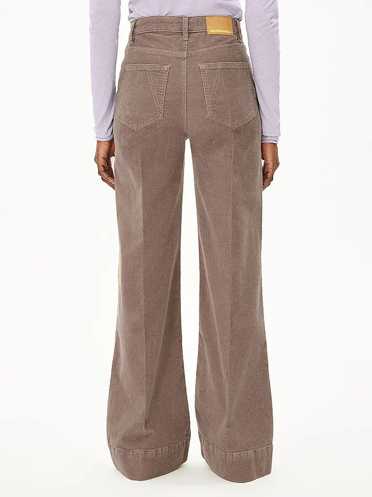 ARMEDANGELS | Nom du produit: Pantalon en velours côtelé MURLIAA | 