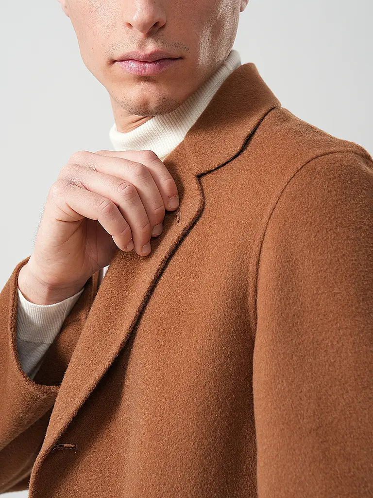 ASPESI | Nom du produit: Manteau en laine | 