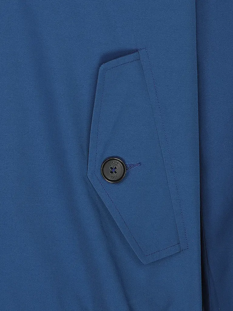 BARACUTA | Nom du produit: Blouson G9 CLOTH
Marque: BARACUTA
Couleur: bleu
Catégories: Mode,Homme

Longueur des manches: Manches longues
Matière: Polyester / Polyamide,Coton
Type de col: Col montant
Motif: Uni
Détails: Poches latérales,Coupe raglan | 