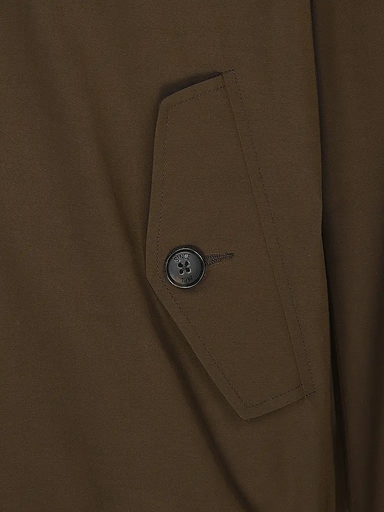 BARACUTA | Nom du produit: Blouson G9 CLOTH
Marque: BARACUTA
Couleur: marron
Catégories: Mode, Homme

Longueur des manches: Manches longues
Matière: Polyester / Polyamide, Coton
Type de col: Col montant
Motif: Uni | 