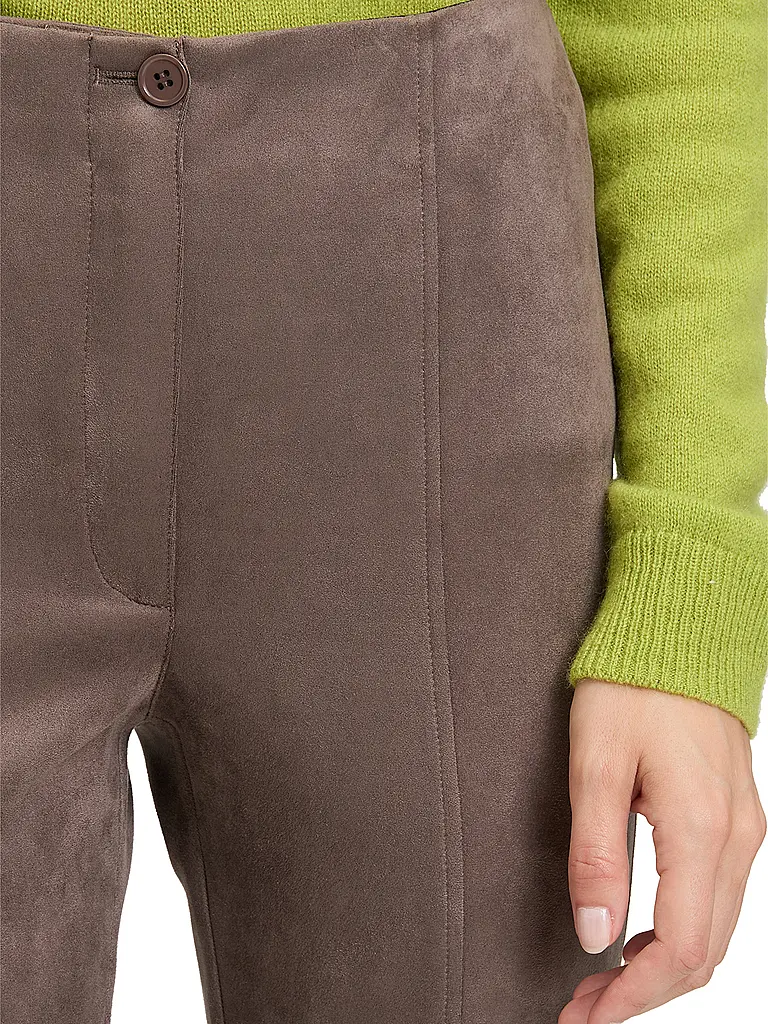 BETTY BARCLAY | Pantalon aspect cuir 7/8 Slim Fit | Marron