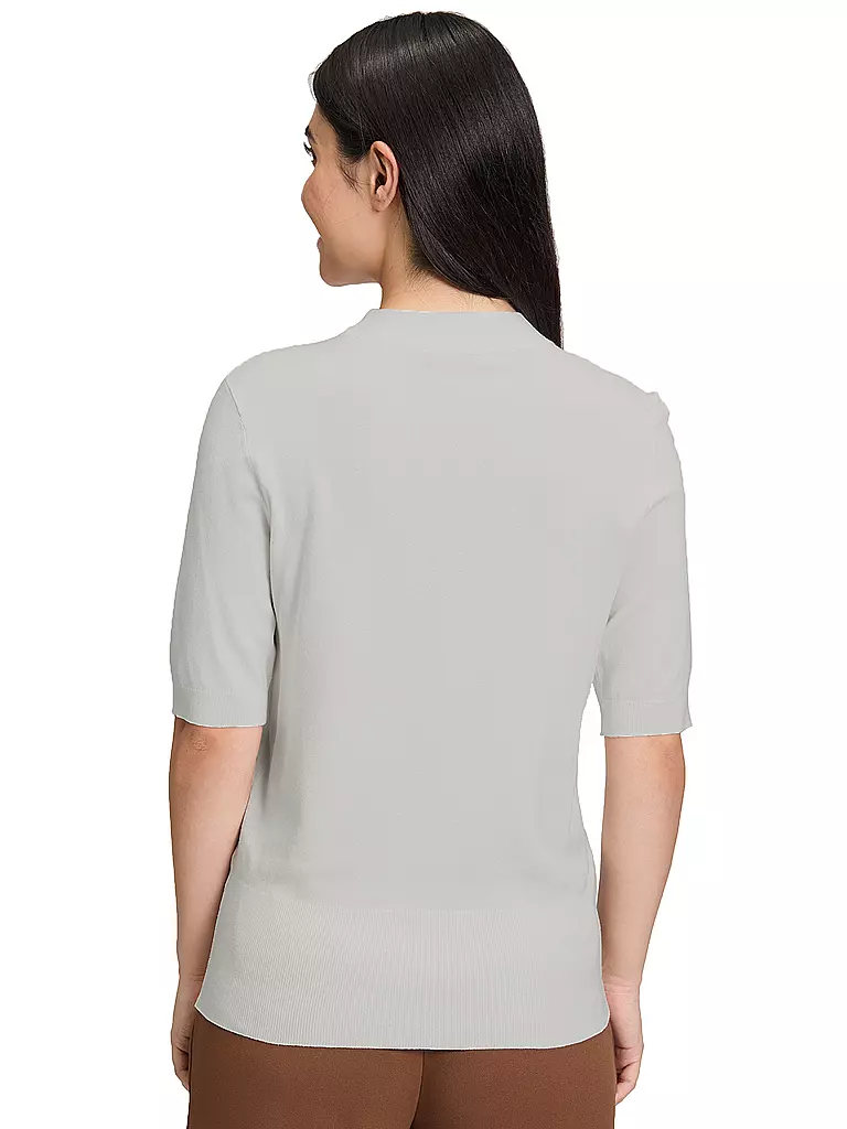BETTY BARCLAY | Pull | 