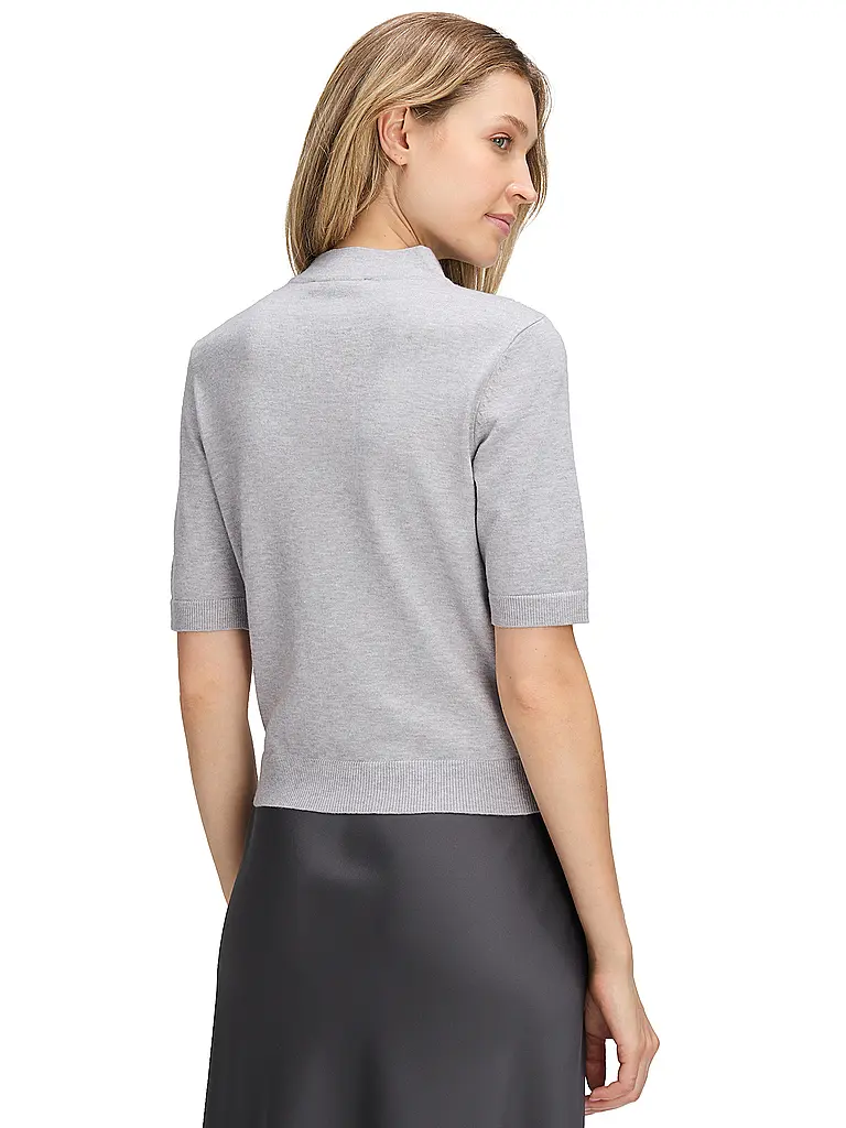 BETTY BARCLAY | Pull | 
