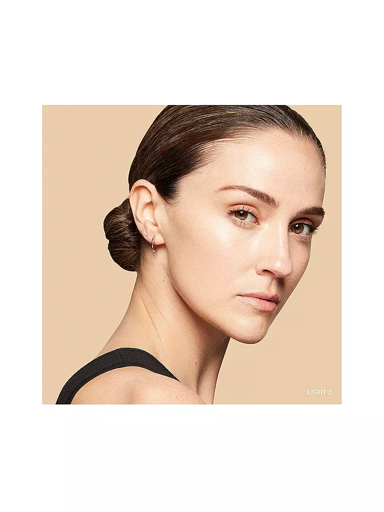 BOBBI BROWN | Crème pour le visage - Teinte embellissante enrichie en vitamines 50 ml (Light 2) | beige