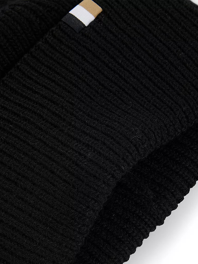 BOSS | Bonnet - Haube LAURA | 
