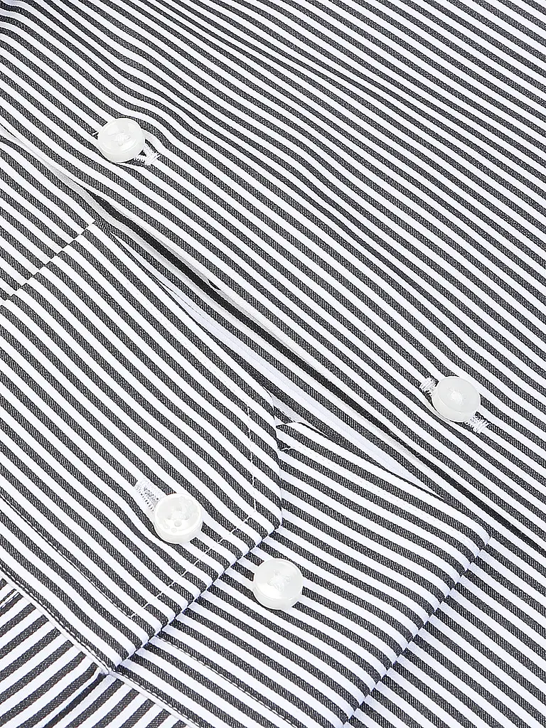 BOSS | Nom du produit: Chemise Regular Fit JOE
Marque: BOSS
Couleur: noir
Catégories: Mode, Homme

Longueur des manches: Manches longues
Matière: Coton
Forme du col: Col Kent
Motif: Rayures
Coupe (vêtements d'extérieur): Regular
Style: Smart Business | Noir