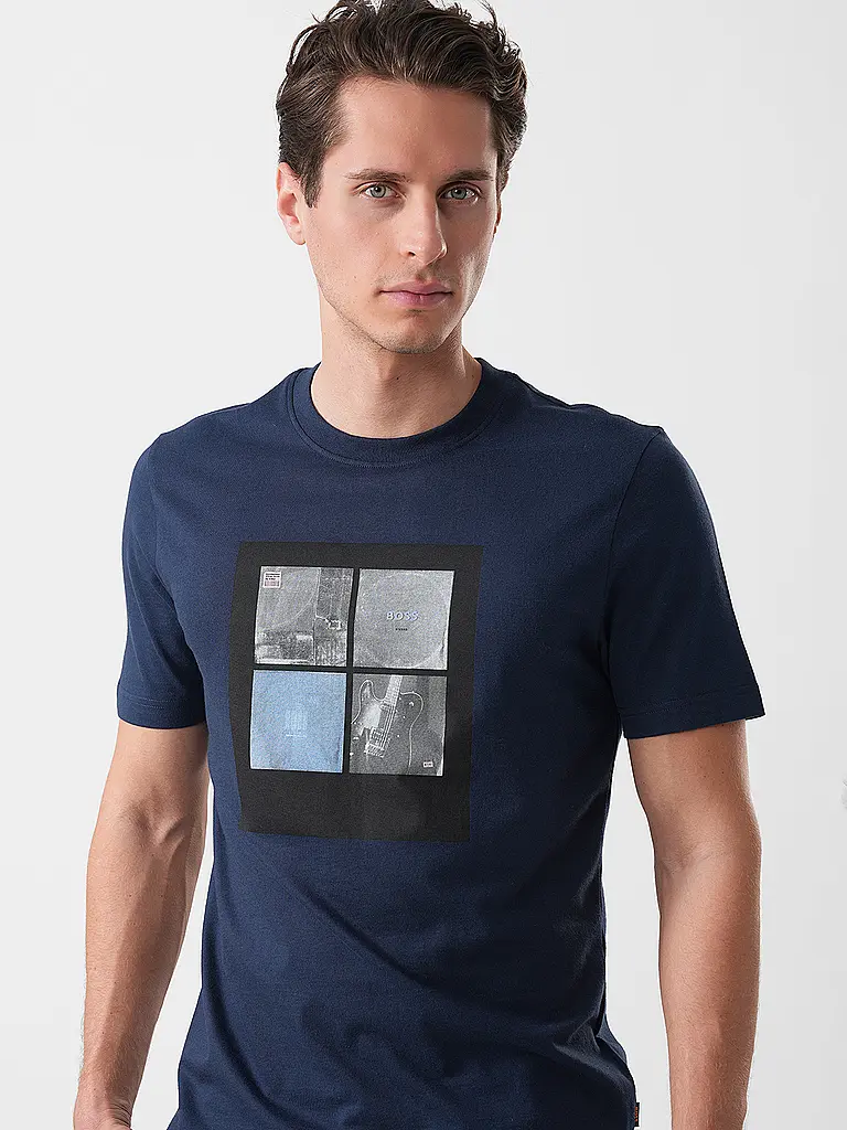 BOSS | Nom du produit : T-Shirt TE_COVER | Bleu