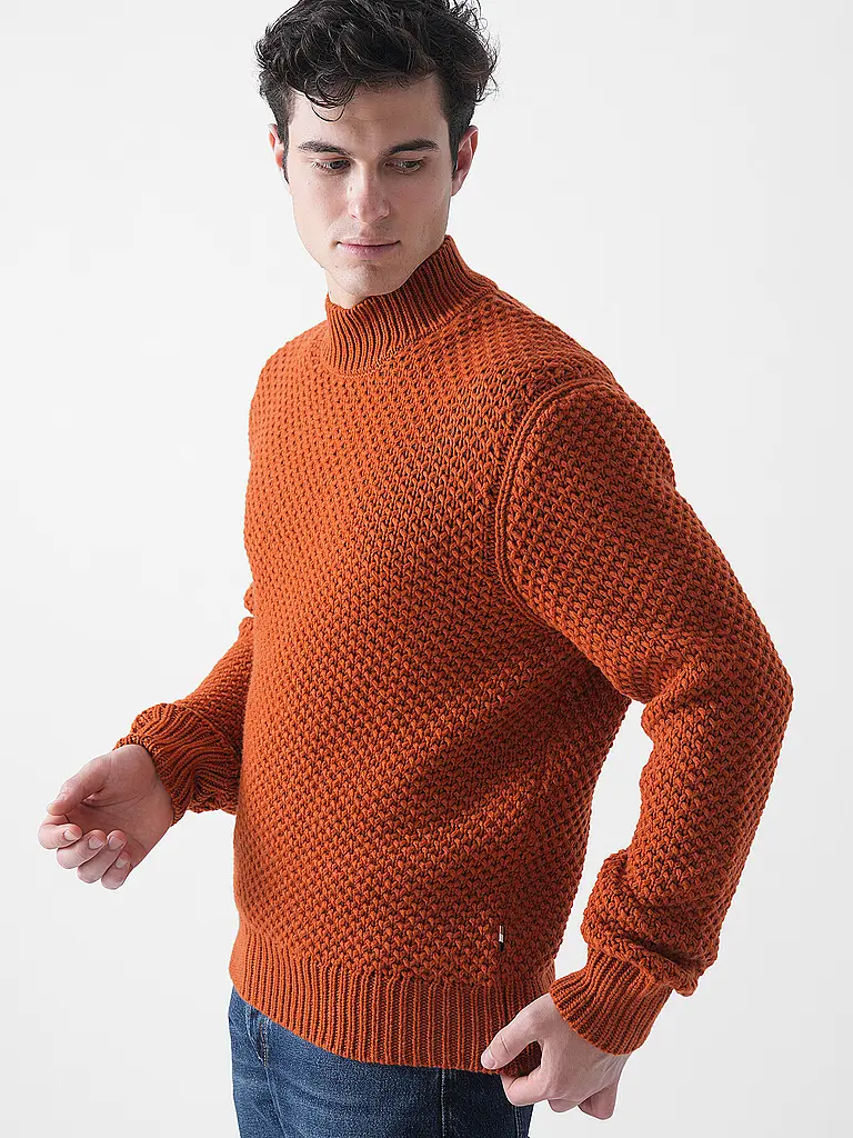 BOSS | Pull C-HELETTO | 