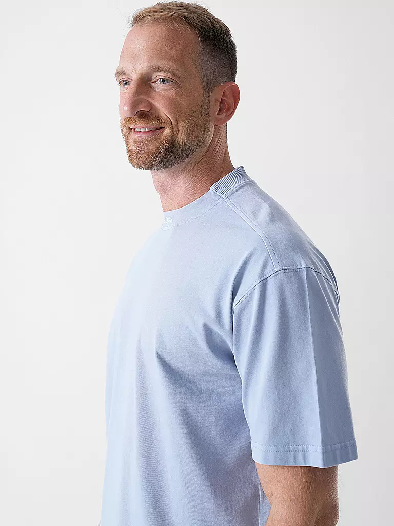 BOSS | T-shirt TE_DYE | hellblau