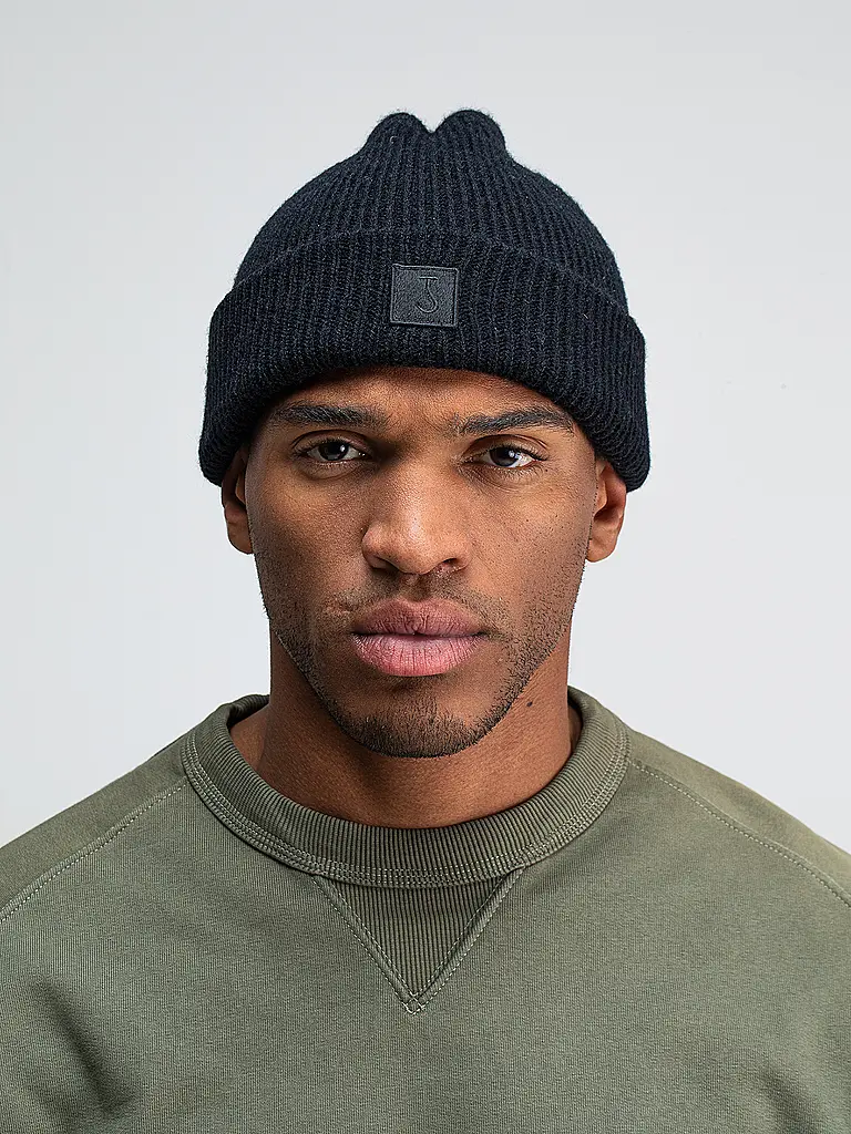 BUTCHER OF BLUE | Bonnet - Tuque | schwarz