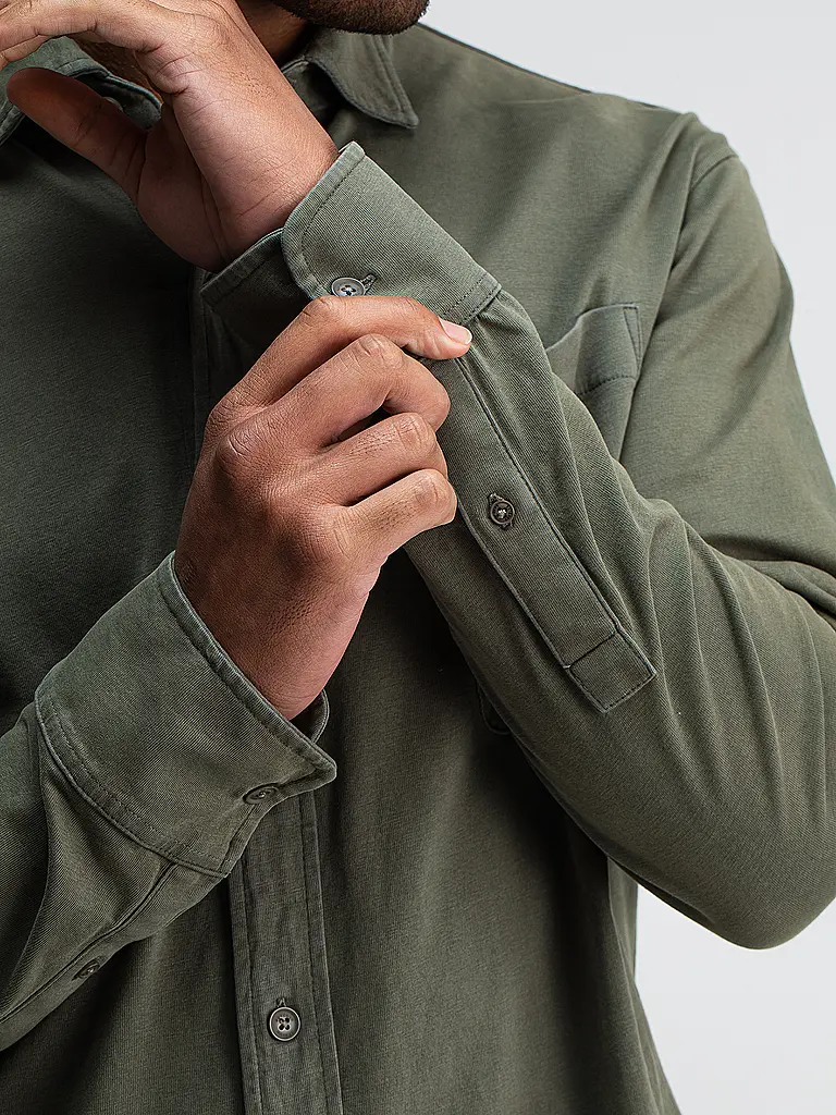 BUTCHER OF BLUE | Chemise coupe regular AIDAN | olive