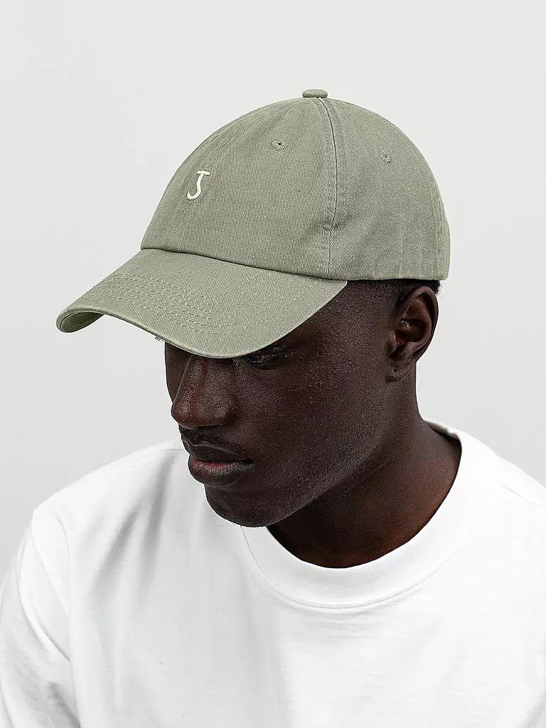 BUTCHER OF BLUE | Nom du produit: Kappe
Marque: BUTCHER OF BLUE
Couleur: vert clair
Catégories: Mode, Hommes

Matériel: Coton
Motif: Logo | 