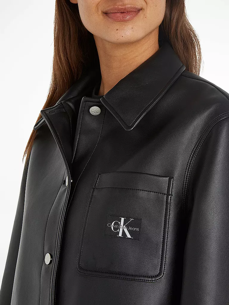 CALVIN KLEIN JEANS | Overshirt in Lederoptik  | Noir