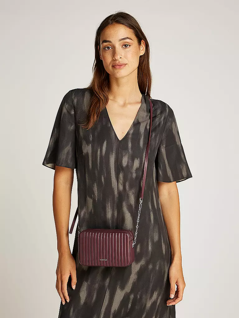 CALVIN KLEIN | Sac - Mini Sac MINI LINE QUILT | beere