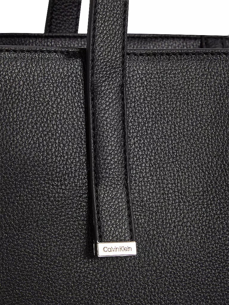 CALVIN KLEIN | Sac - Shopper CK PLAQUE Medium | 