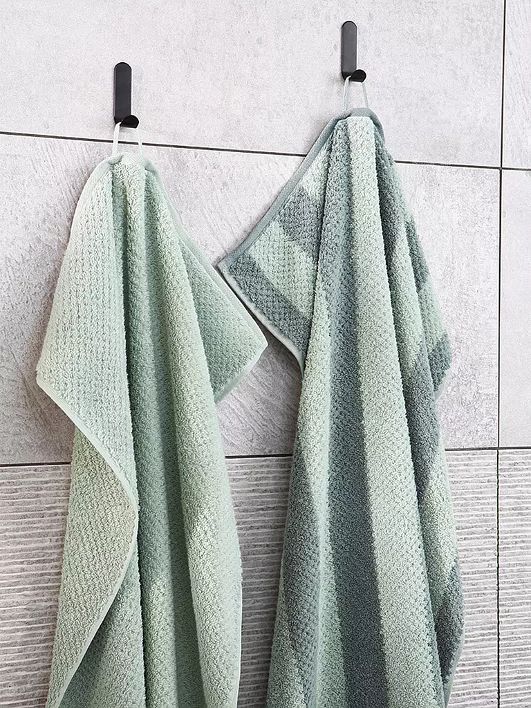 CAWÖ | Drap de douche PURE STRIPES 80x150cm Vert Mystic | dunkelgrün