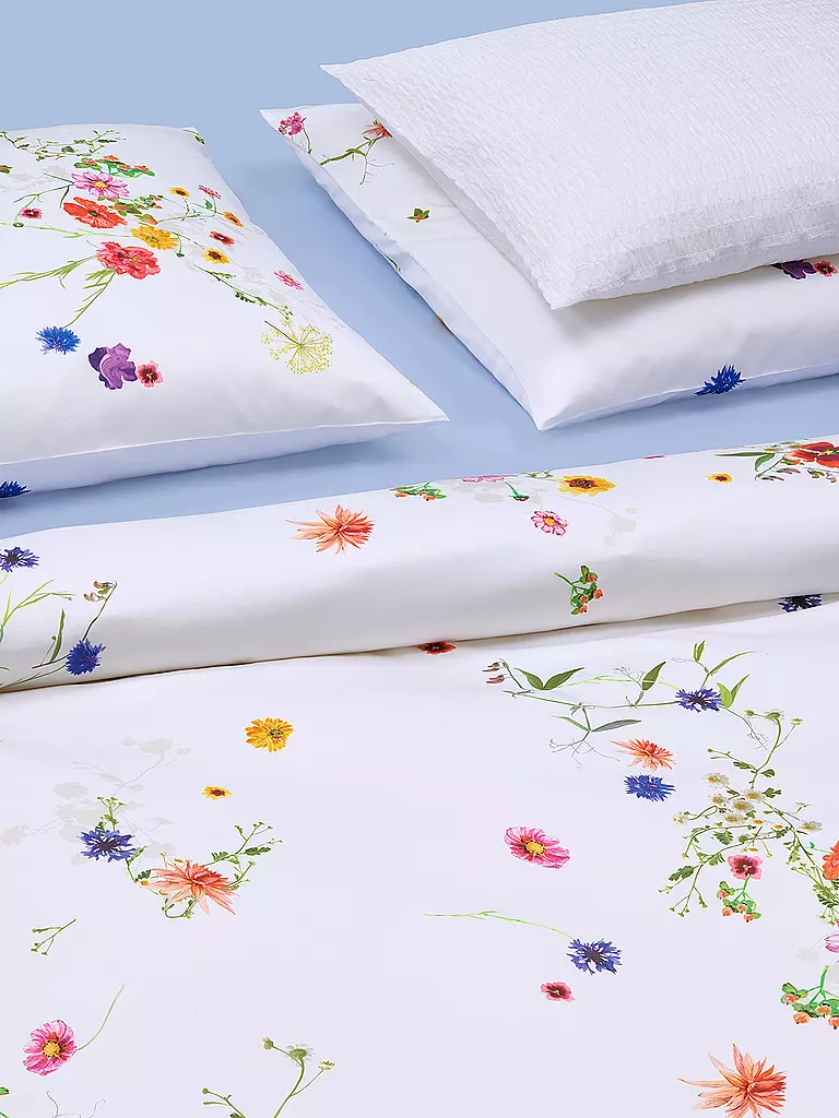 CHRISTIAN FISCHBACHER | Housse de couette en satin FLEURS VOLANTES 140x200cm fleurs des champs | 
