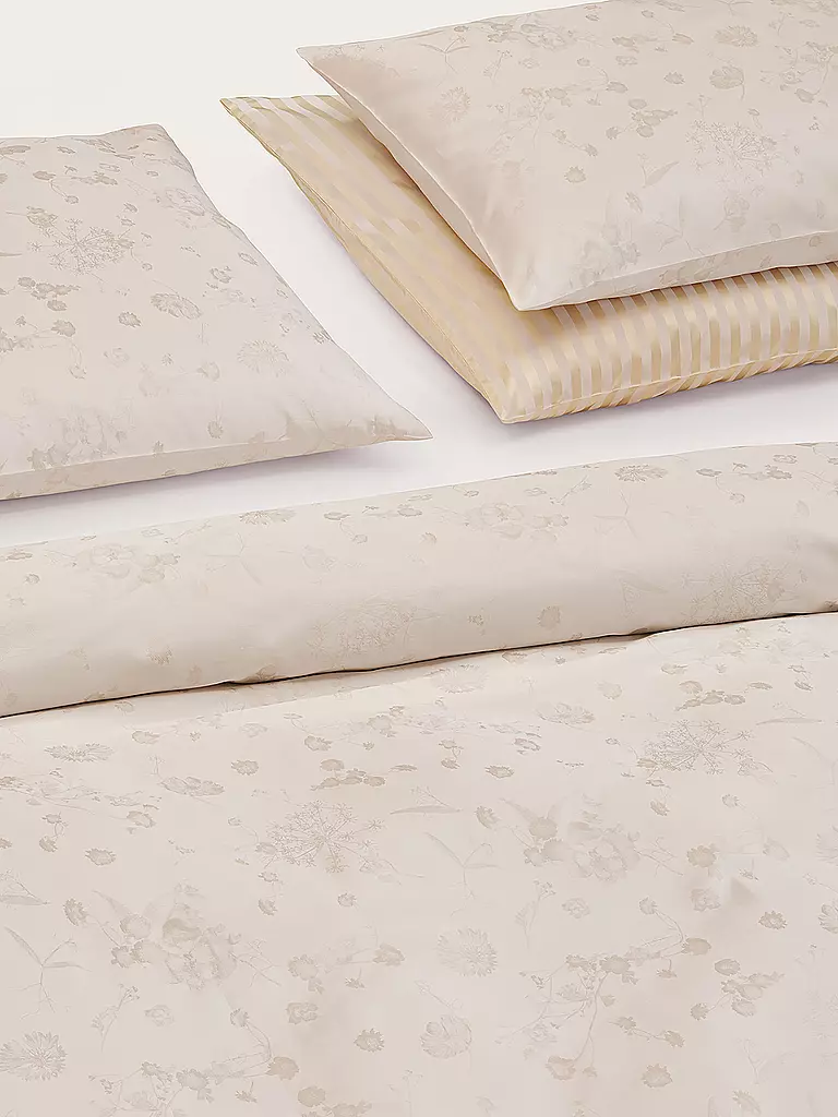 CHRISTIAN FISCHBACHER | Housse de coussin jacquard FIORI PASTELLO 70x90cm Ivoire | 