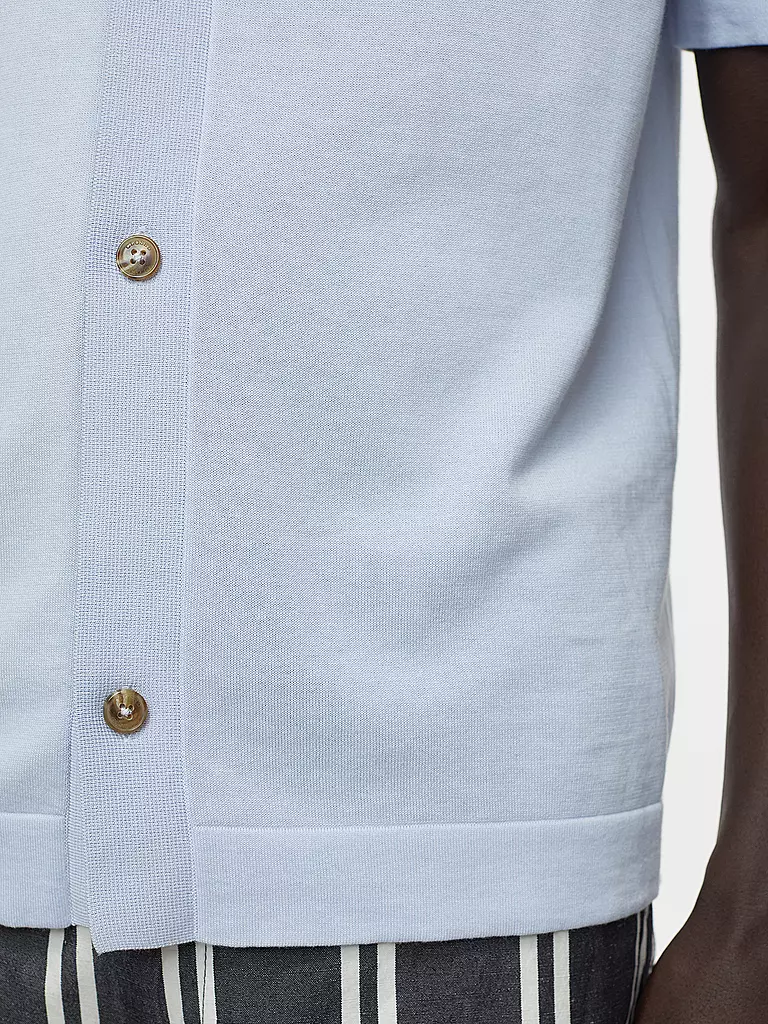 CLOSED | Cardigan | 