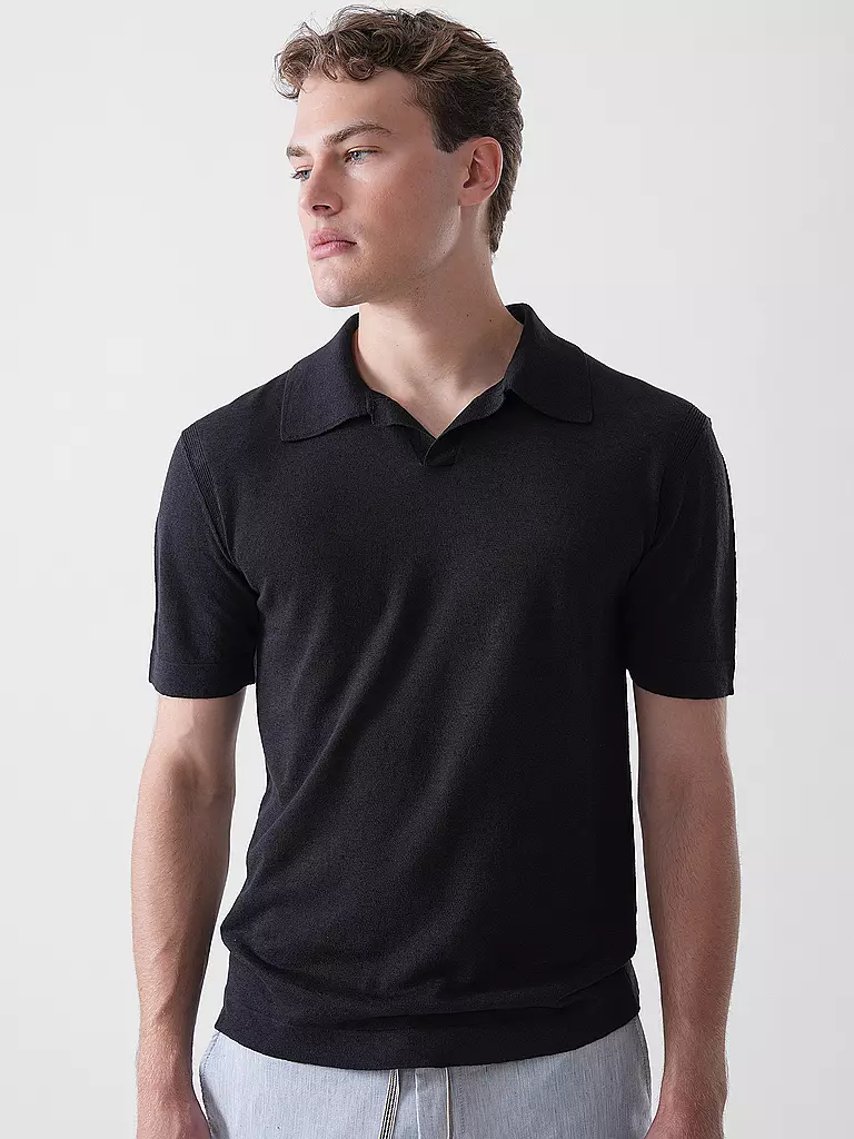 CLOSED | Poloshirt | 