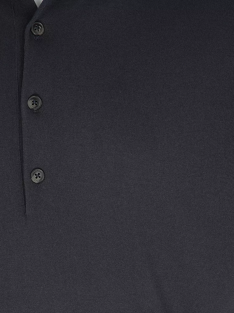 CLOSED | Poloshirt | 