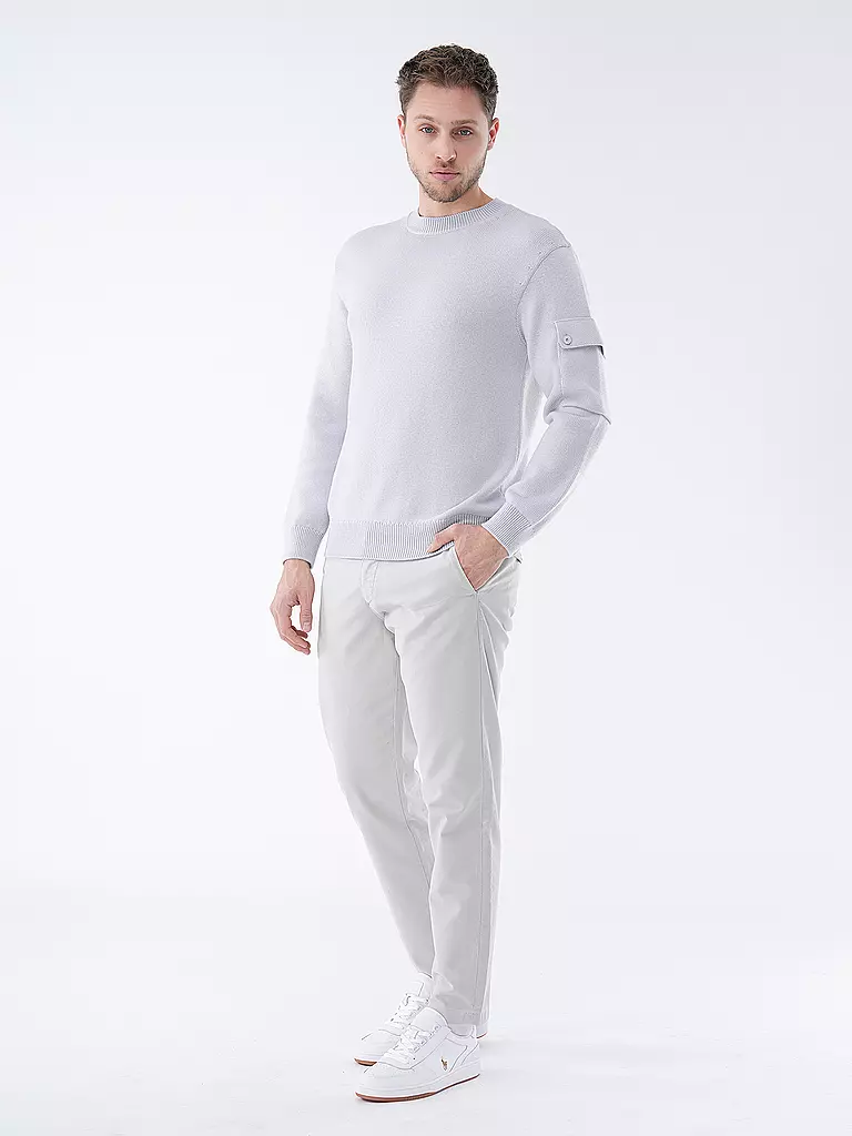 CLOSED | Pull | grau