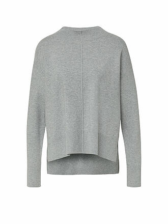 COMMA IDENTITY | Pull