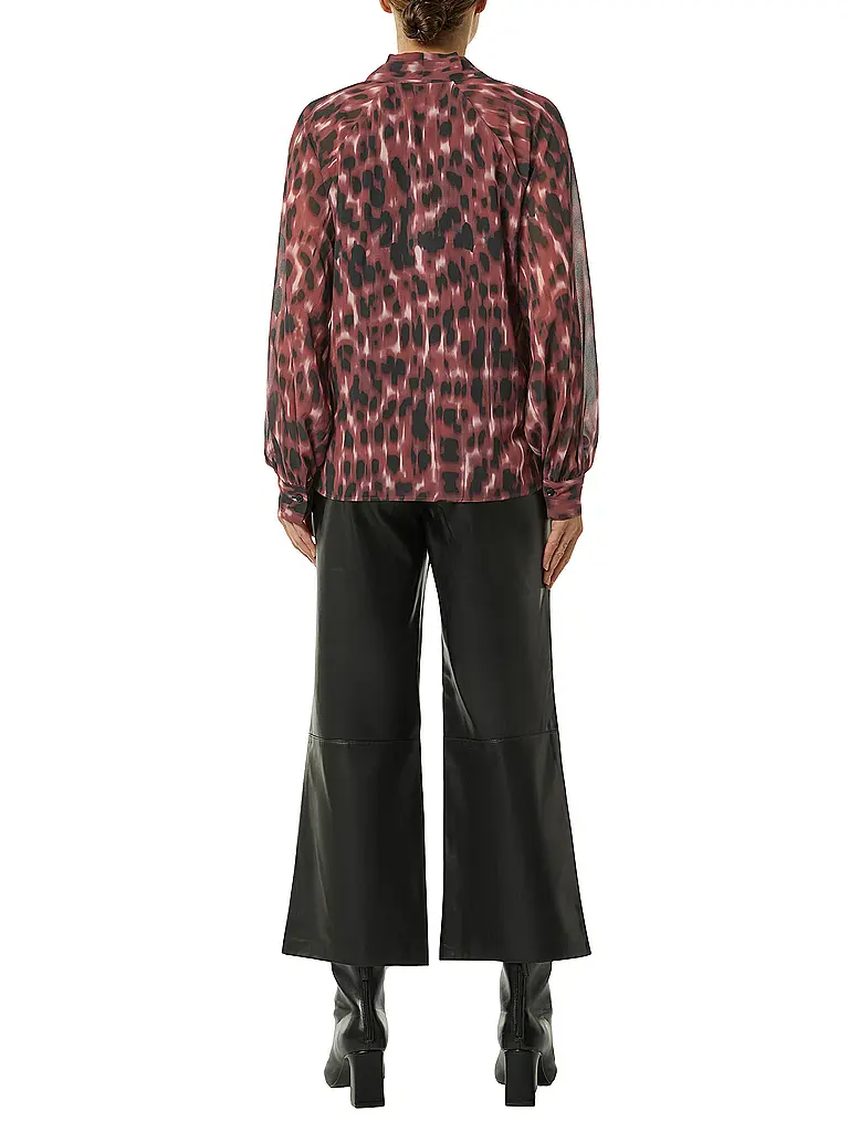 COMMA | Bluse
Marque : COMMA
Couleur : rouge foncé
Catégories : Mode,Femme
Longueur des manches : Manches longues
Encolure : Col en V
Composition : Polyester / Polyamide,Viscose
Forme du col : Col chemisier
Motif : All over,Imprimé
Coupe (vêtements d |