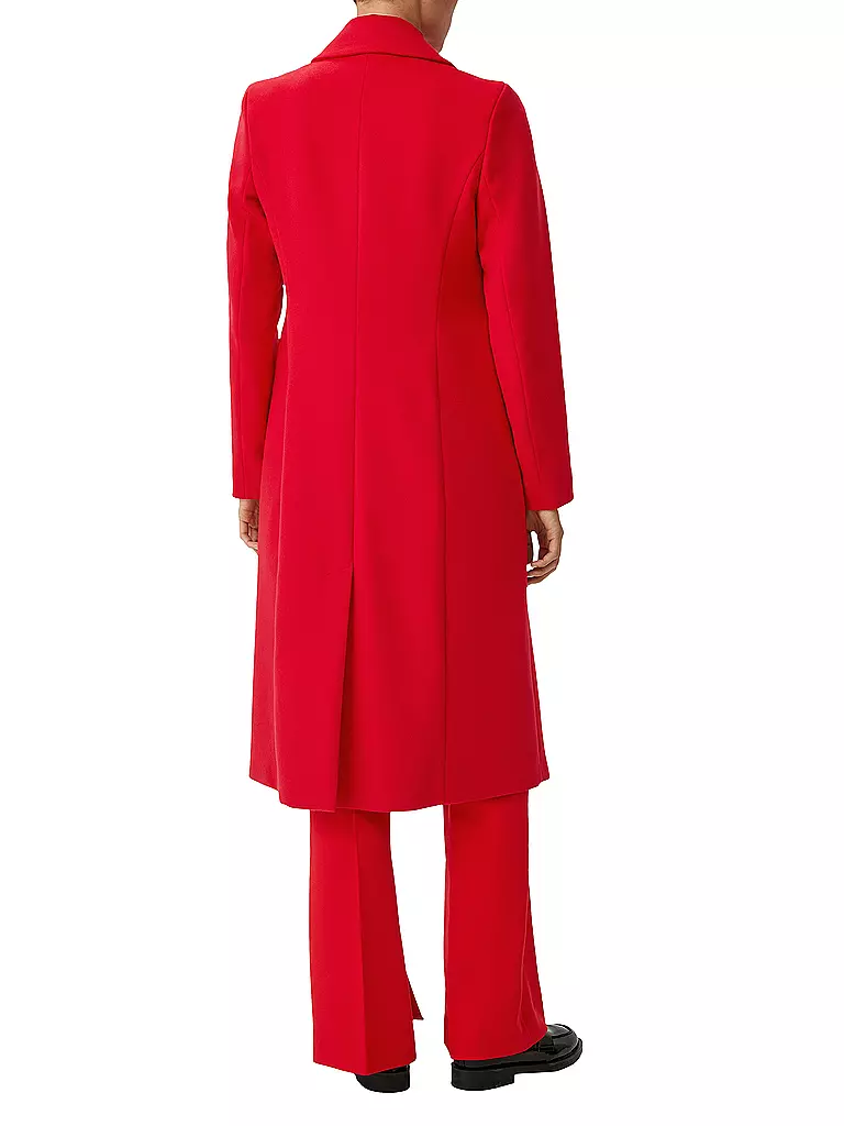 COMMA | Mantel | Rouge