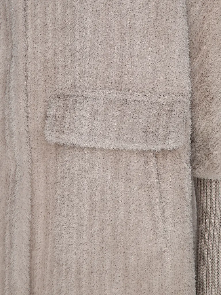 COMMA | Nom du produit : Manteau aspect fourrure | Beige