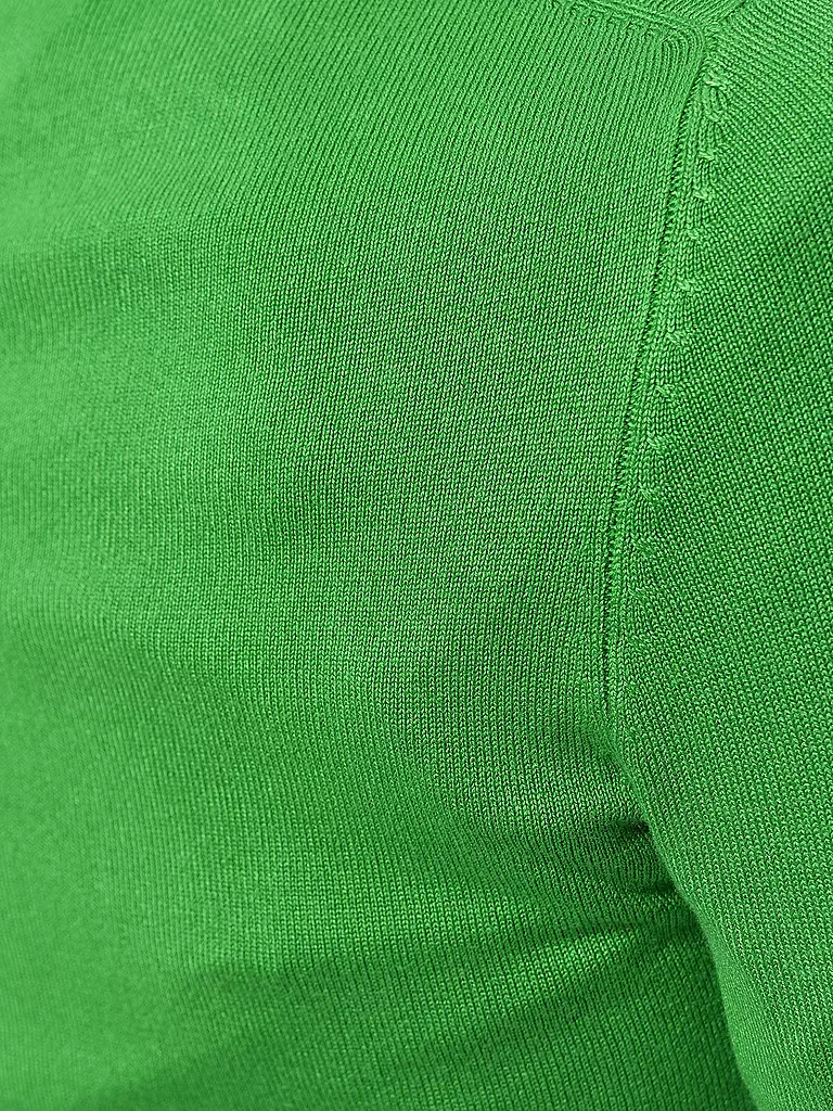 COMMA | Pull | 