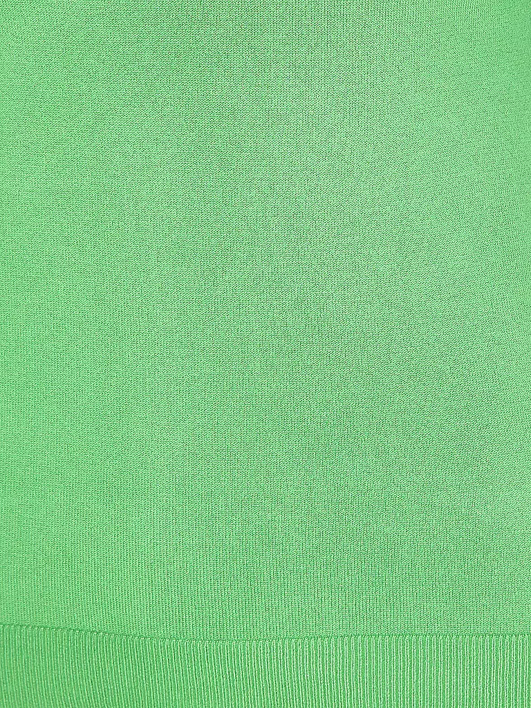 COMMA | Pull | 