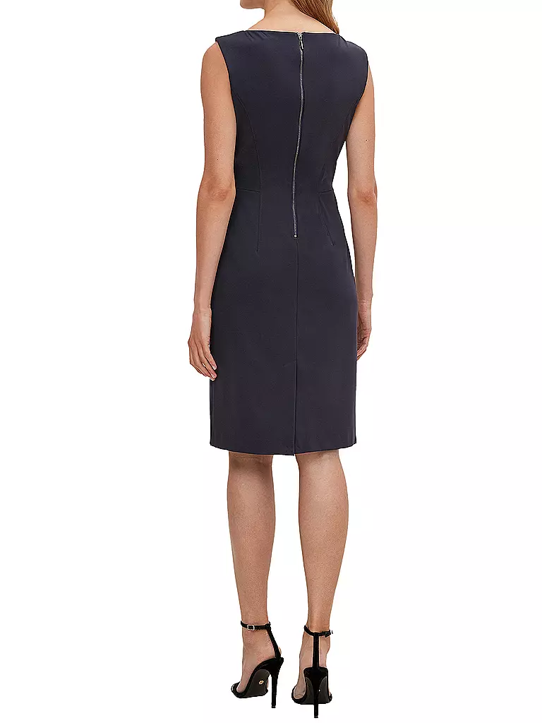 COMMA | Robe business | 