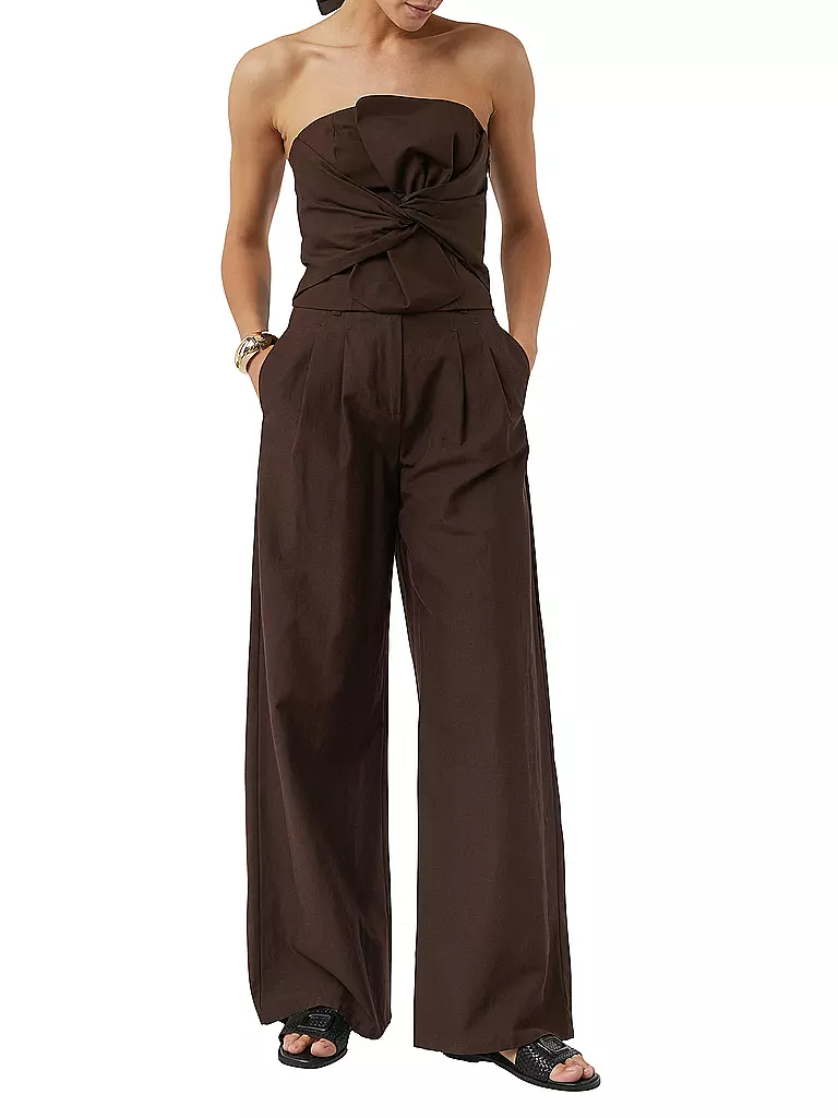COMMA | Top | braun