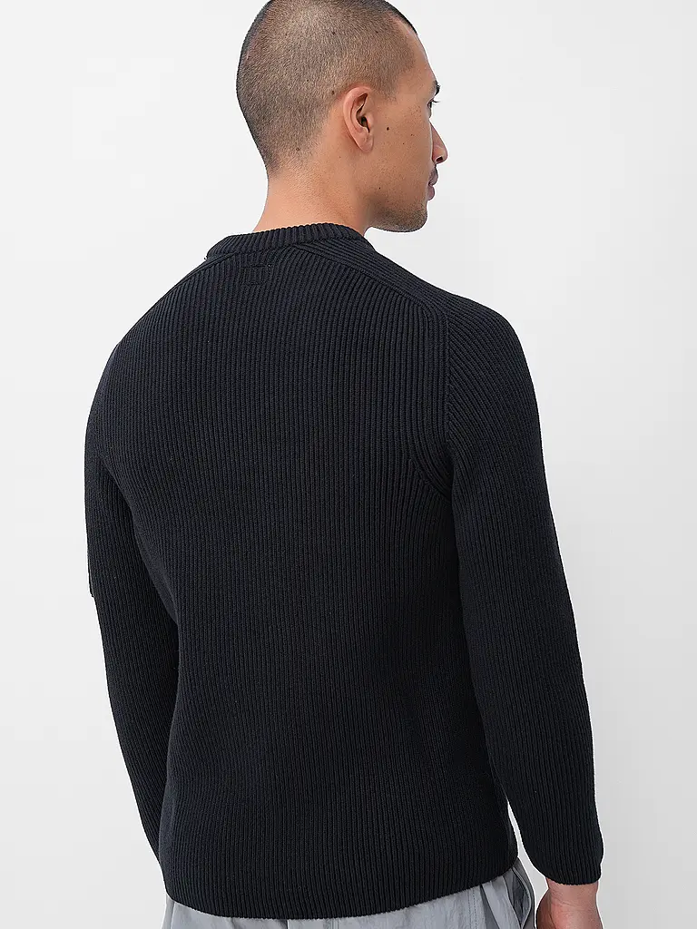 CP COMPANY | Pull |